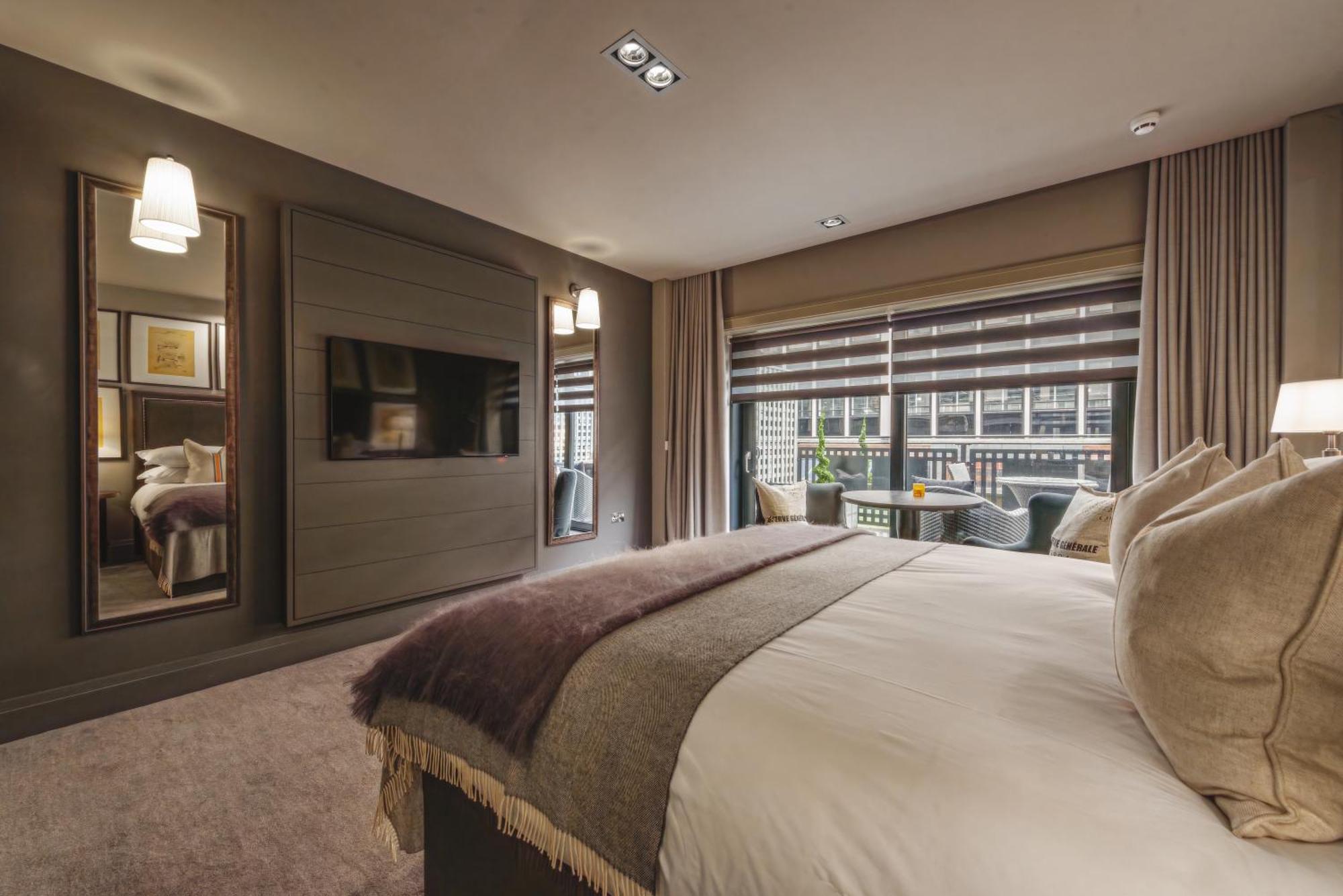 Hotel Dakota Leeds Leeds  Exterior foto A bedroom at The Ivy Collection
