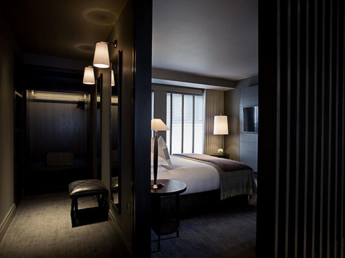 Hotel Dakota Leeds Leeds  Exterior foto A bedroom at the London Edition